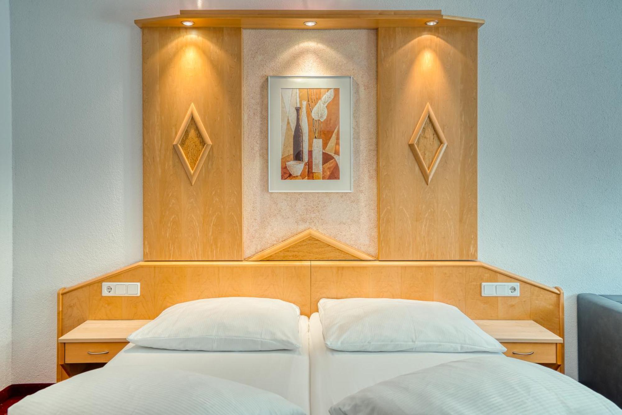Hotel Alpen-Royal Йерценс Экстерьер фото