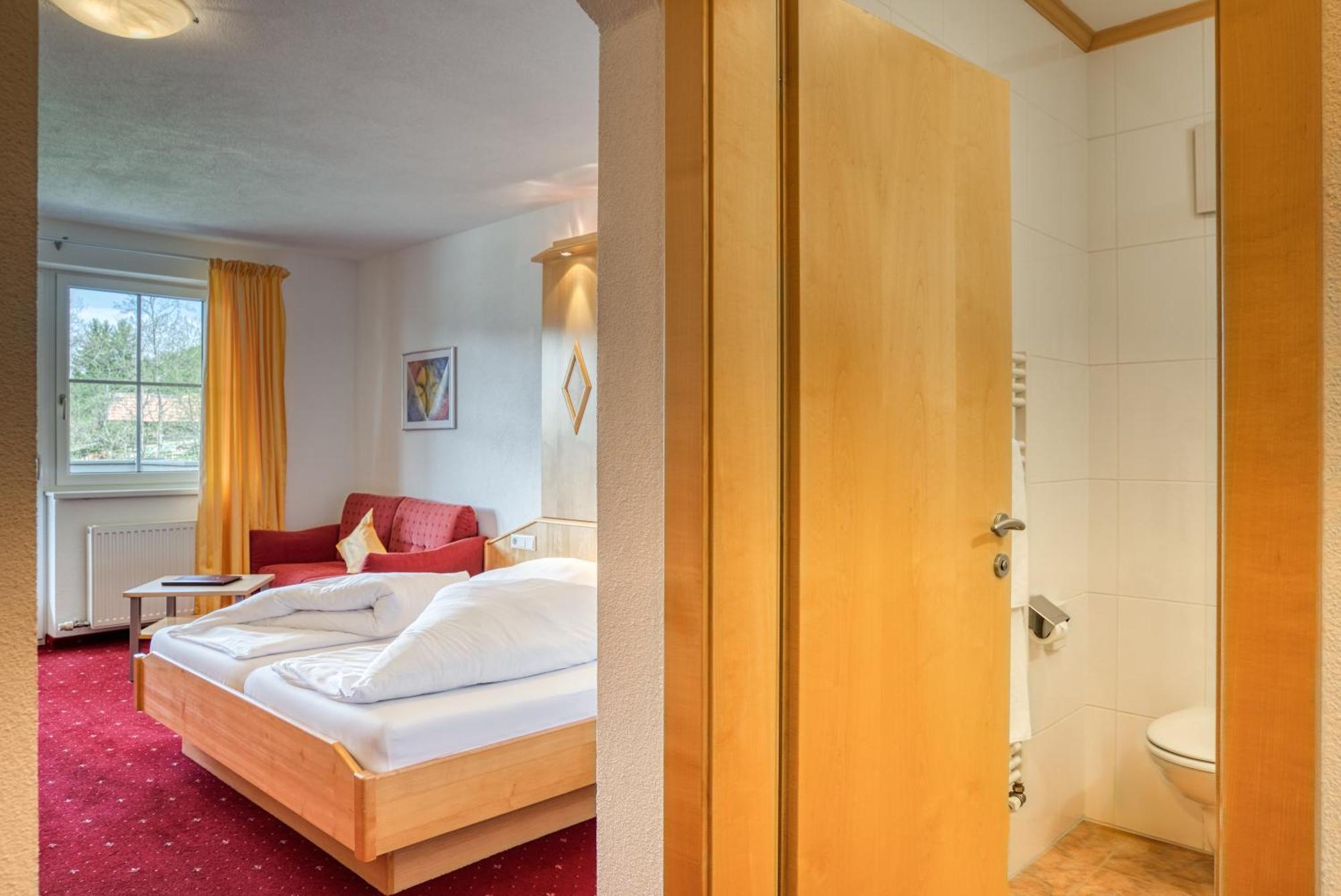 Hotel Alpen-Royal Йерценс Экстерьер фото